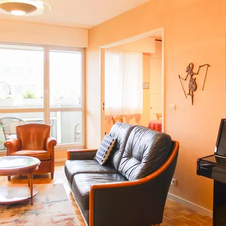 Apartment Bright Near Nation Ideal Paris