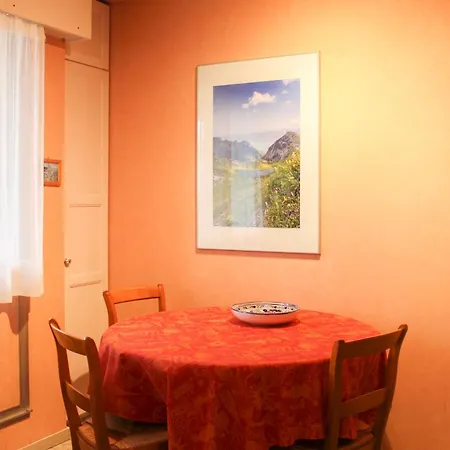 Bright Near Nation Ideal Apartment *