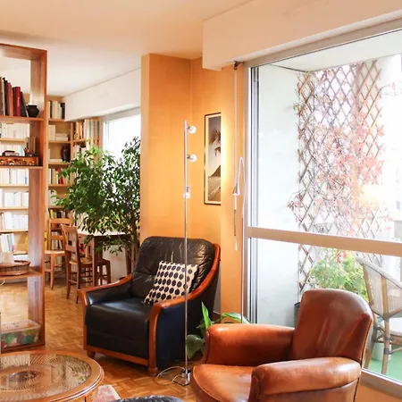 Apartment Bright Near Nation Ideal *
