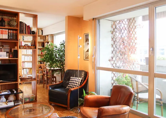 Apartment Bright Near Nation Ideal *